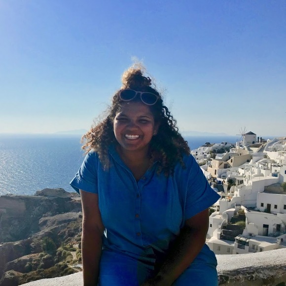 Meet your Posher, Bria - Picture 1 of 1